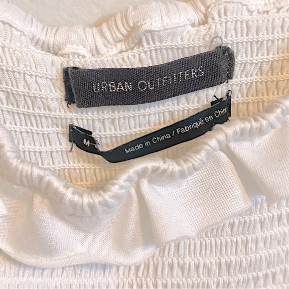 Urban Outfitters White Textured Crop Top Size M - Picture 2 of 4